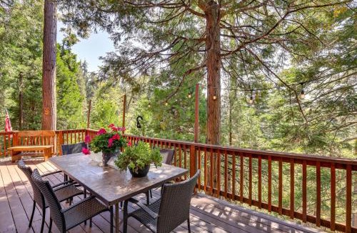 Arrowhead Villas House | 3 Mi to Lake Arrowhead Village: Dog-Friendly Cabin