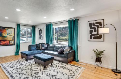 West End House | 3 Mi to Point Defiance Park: Family Home w/Yard!