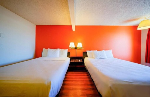 Hermiston Hotel | 3 Rooms | Modern Hermiston Stay for Families — Comfortable Stay w/Free Parking!