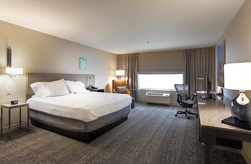 Fairfield Hotel | 3-Star Hotel ∙ Hilton Garden Inn Fairfield
