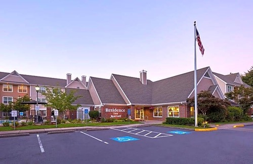 Cal Young Hotel | 3-Star Hotel ∙ Residence Inn Eugene Springfield