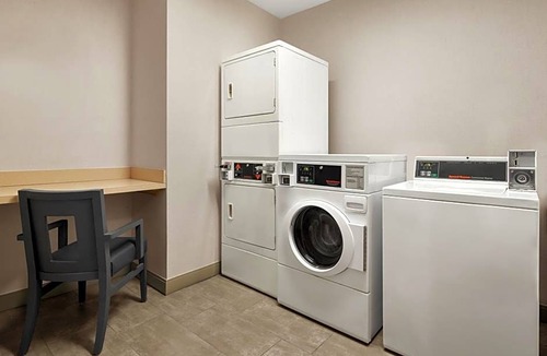 Whitney Ranch Hotel | 3-Star Hotel ∙ Hilton Garden Inn Las Vegas/Henderson