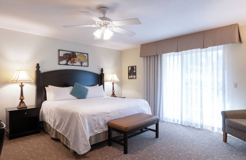 San Diego Country Estates Hotel | 3 Units | 2BR with Full Kitchen | Free Parking | Outdoor Pool