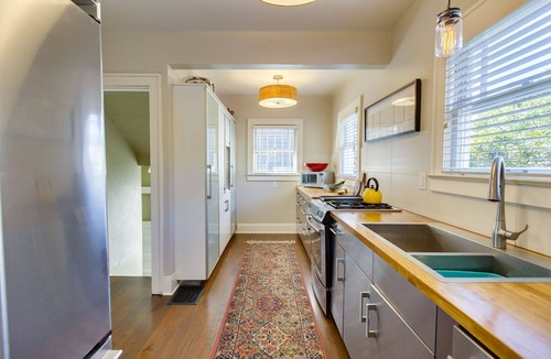 Portland House | 30 day Min - NE GrantPark Hollywood Bungalow - entire home