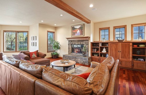 River West House | 306 m² House ∙ 3 bedrooms ∙ 6 guests