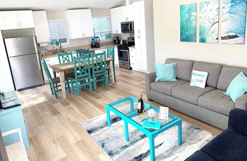 Townsite House | 31+ Day Coastal Haven: Minutes to Pendleton & Beach
