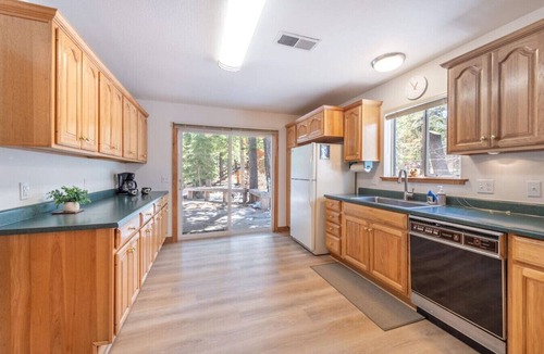 McKinney Estates Cabin | 3BR/3BA McKinney Creek Cabin! EV Charger!