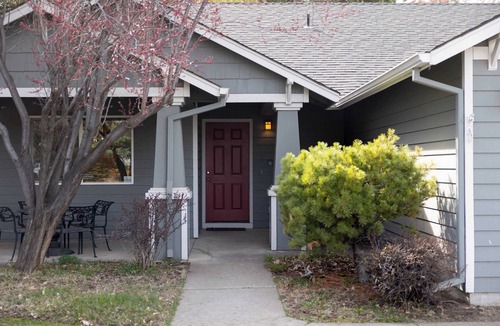 Southwest Bend House | 3BR Near Old Mill with Fireplace Sleeps 6