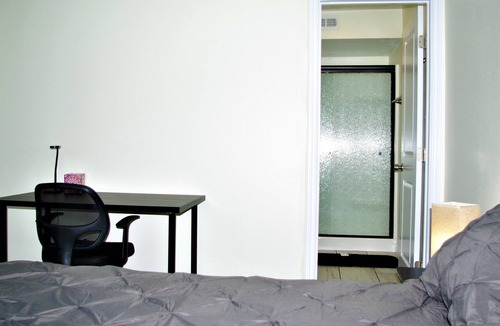 Swan Canyon Apartment | #4, 2 bedroom / 2 bathroom apartment 10 min to DT!