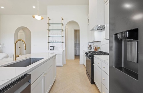 Kennewick House | 4-Bed Richland Estate: A Perfect Family Retreat