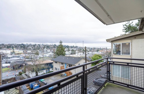 North Queen Anne Apartment | 4-bedroom apartment in Seattle perfect for your getaway