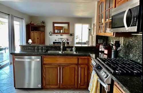 Rancho Penasquitos House | 4 Bedroom Home Near Carmel Valley, close to canyons, parks, beaches & PUSD