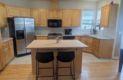 Altamont House | 4-bedroom house near OIT and Sky Lakes Medical Center