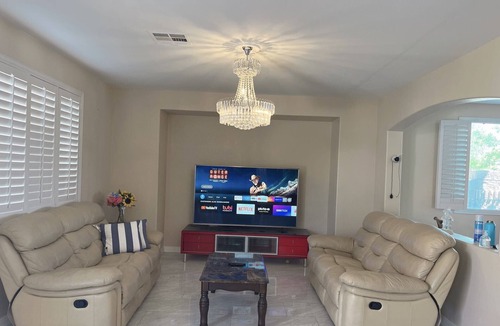 Rhodes Ranch House | 4 BR centrally located House - 10 Minutes From The Strip