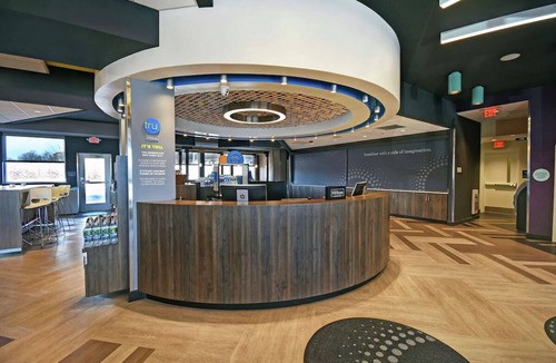 Portland House | 4 Comfortable Rooms w/Free Shuttle, Hot Breakfast & Pool Table