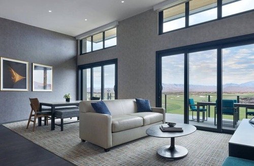 Ivins Hotel | 4 Upscale Suites w/ Pool Access Near Attractions - Perfect for Adventure Lovers