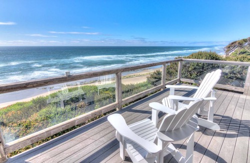 Seal Rock House | 454 m² House ∙ 5 bedrooms ∙ 10 guests