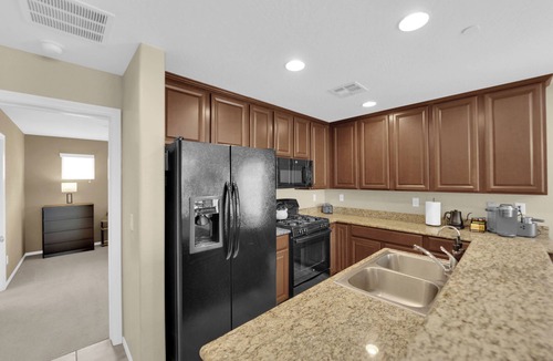 Centennial Hills House | 5 Bedroom Fully Furnished Gem Creech Base Comfort Nurse & Family Friendly
