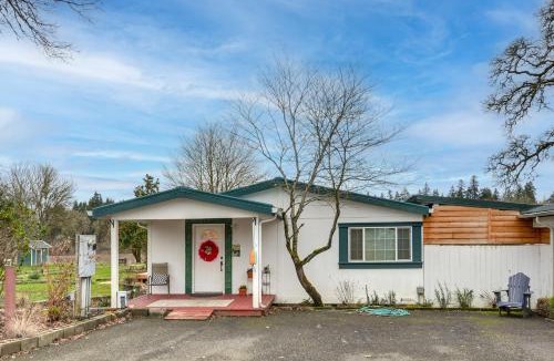 Cornelius House | 5 Mi to Forest Grove: Historic Farmland Escape