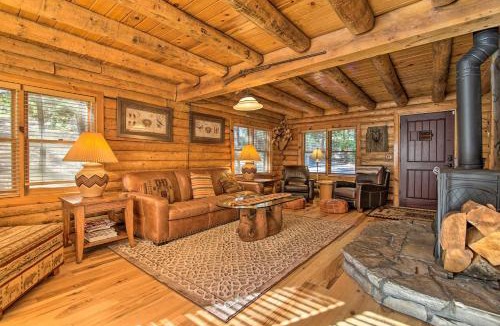 Arnold House | 5 Mi to Hiking: Custom Cabin w/Deck in Arnold!