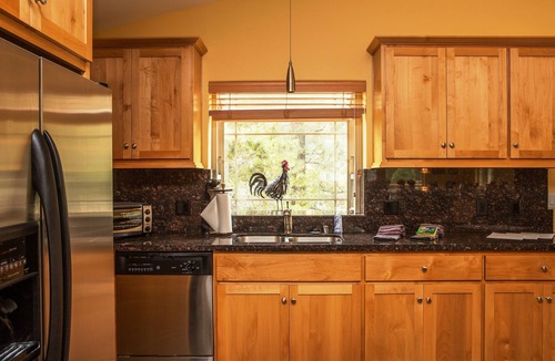 Tahoe Paradise House | 5-Star Luxury Tahoe Cabin! Great Location! Pool Table! Darts! Ping Pong!