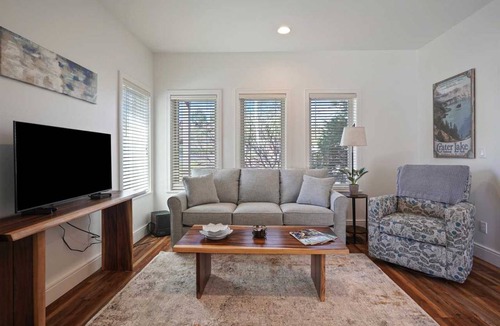 Broken Top House | 56 m² Maisonette ∙ 1 bedroom ∙ 4 guests