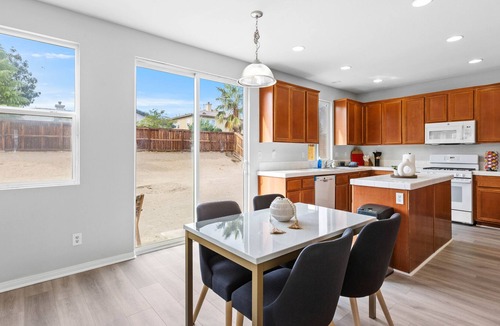 Victorville House | 5BR/4BA Spacious Family Home in Victorville
