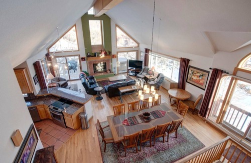 Keystone House | 5BR Home in Keystone Ski Area-private hot tub; panoramic view; 16 separate beds