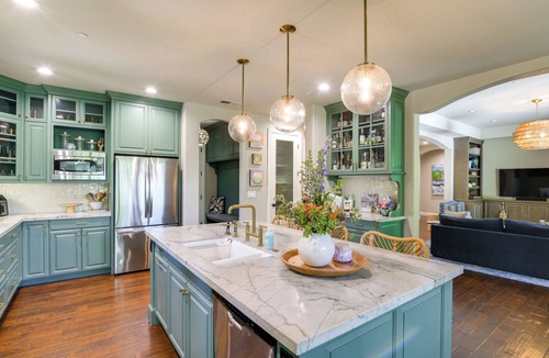 Chico House | 6 Mi to Dtwn Chico! Luxe Art-Filled Oasis w/Patio