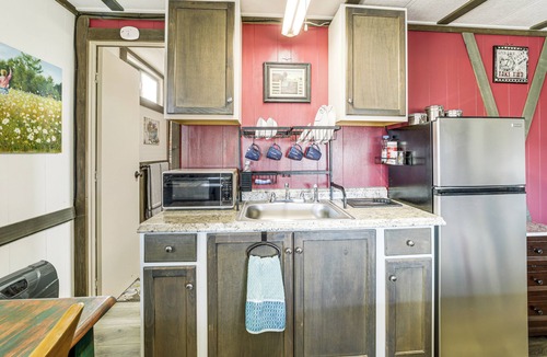 Cottonwood-Verde Village Apartment | 6 Mi to Old Town, Panoramic Views: Cottonwood Gem!