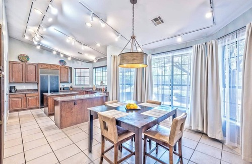 Las Vegas House | 777Rentals - 11BR/8.5BA - TUF House