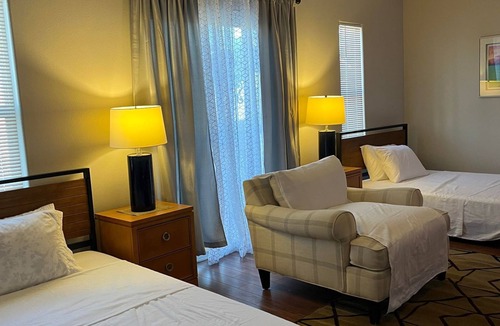 Sunrise Manor House | 7BR Lovely Home! Cozy and family-friendly in Las Vegas