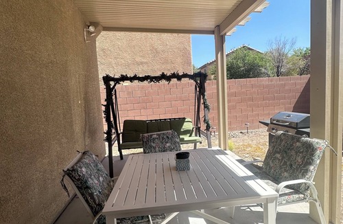 Enterprise House | 8-12 minutes to Airport &strip. Have RV parking .