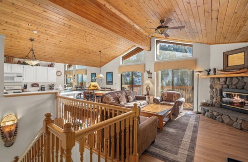Incline Village Condo | 93 Bitterbrush | 4BR/3.5BA Incline Village | Lake Views