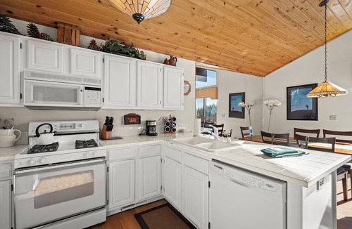 Incline Village Condo | 93 Bitterbrush | 4BR/3.5BA Incline Village | Lake Views