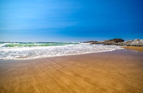 Lincoln City House | A Beachfront Fantasea