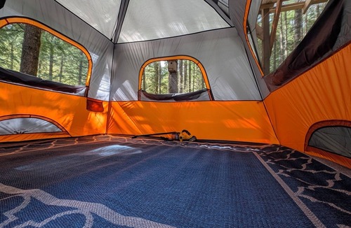 Blue River RV Rental | A beautiful pet friendly-off leash Glamping Camp
