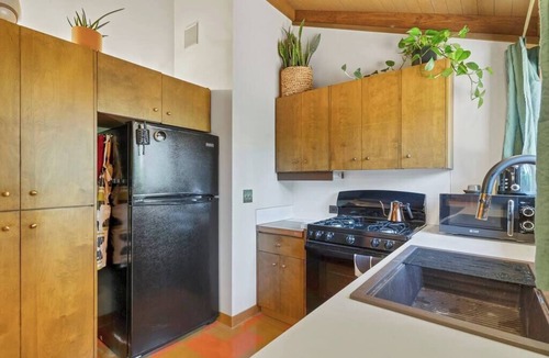Salem House | A Full Mid-Century Experience, Quiet St
