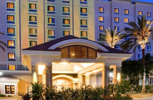 Anaheim Resort Hotel | A Magical Vacation Awaits! Close to Disneyland with Fitness Center!