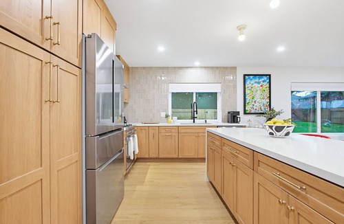 Encinitas House | A newly renovated modern retreat in coastal Encinitas, California.