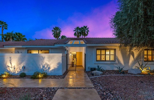 Araby House | 'A Place In The Sun' South Palm Springs, 5 BR
