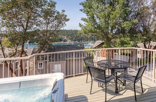 Deer Harbor Resort | Absolutely gorgeous resort & condos !