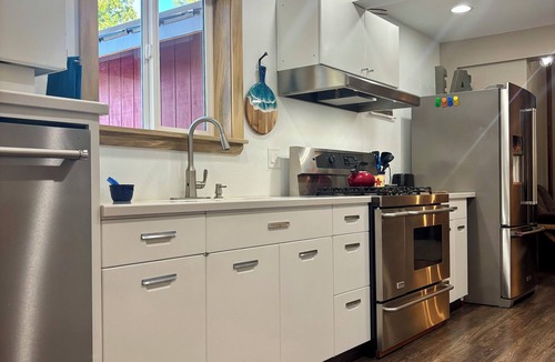 Goldendale House | Abundant Activities for Adventurous People