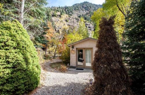Snowbird House | Adorable Studio Cabin on Big Cottonwood River