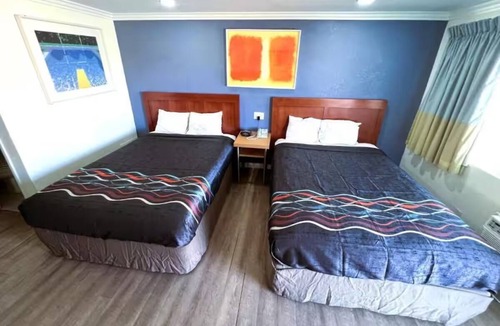 Ridgecrest Hotel | Affordable Ridgecrest Room w/Flexible Stay Options for All Travelers