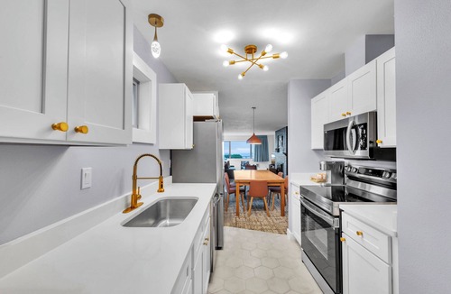 Newport Hotel | Allred Hotel