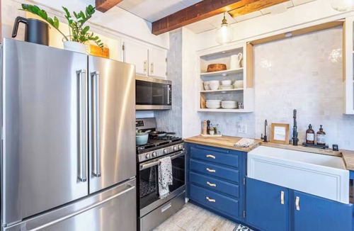 Corona del Mar House | Amazing Location, Walk to Beach & Restaurants