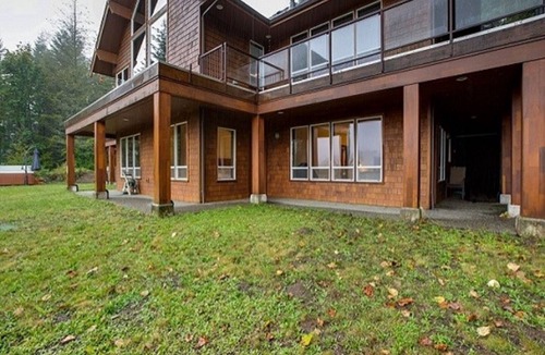 Deming Apartment | Amazing Mountain Views - Hot Tub - Pets Ok - Sleeps 6