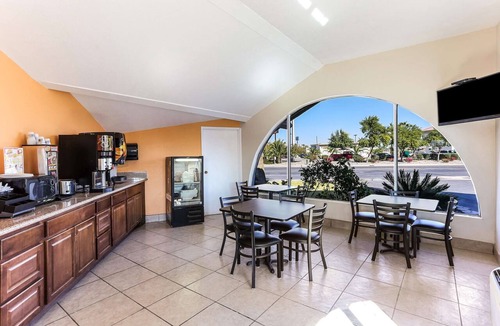 El Centro Hotel | Americas Best Value Inn & Suites El Centro