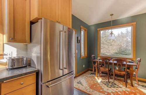 Neskowin House | Anchor House - Ocean View Home with Lookout Tower